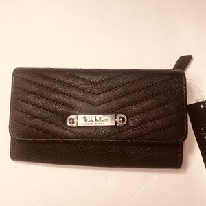 Nicole Miller women’s wallet